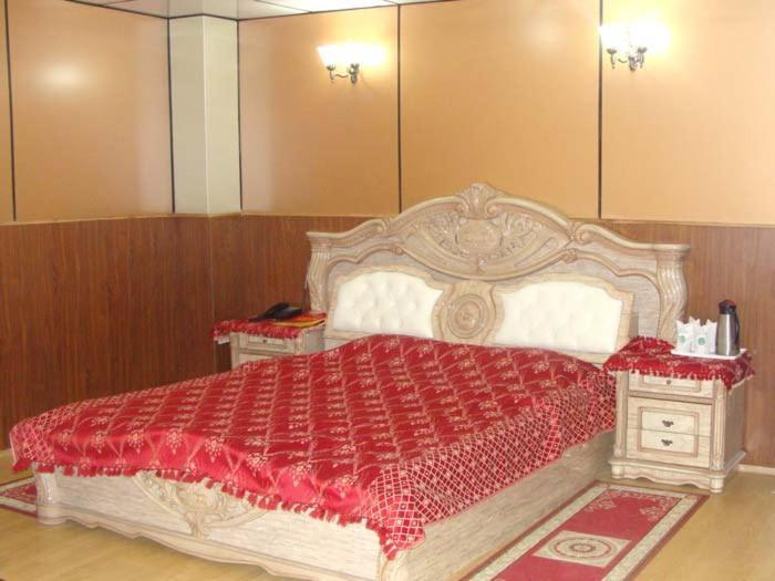 Hotel Crystal Palace Dhanaulti Zewnętrze zdjęcie