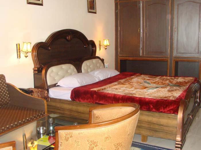 Hotel Crystal Palace Dhanaulti Zewnętrze zdjęcie