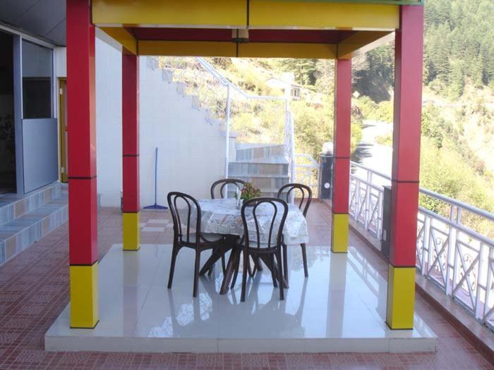 Hotel Crystal Palace Dhanaulti Zewnętrze zdjęcie