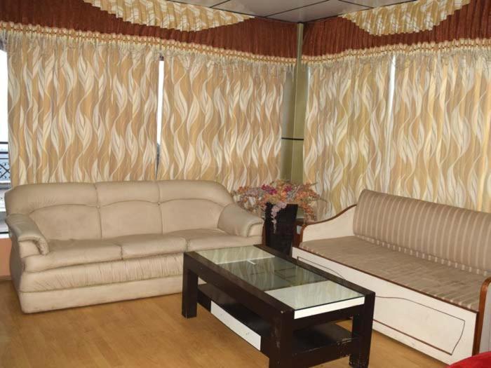 Hotel Crystal Palace Dhanaulti Zewnętrze zdjęcie
