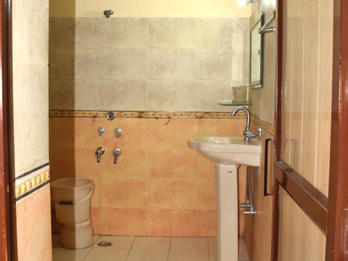 Hotel Crystal Palace Dhanaulti Zewnętrze zdjęcie