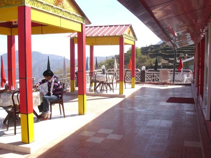 Hotel Crystal Palace Dhanaulti Zewnętrze zdjęcie